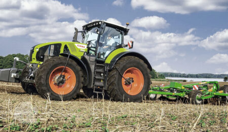 Трактор Claas - Новости сельского хозяйства Беларуси