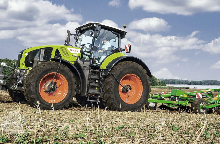 Трактор Claas - Новости сельского хозяйства Беларуси