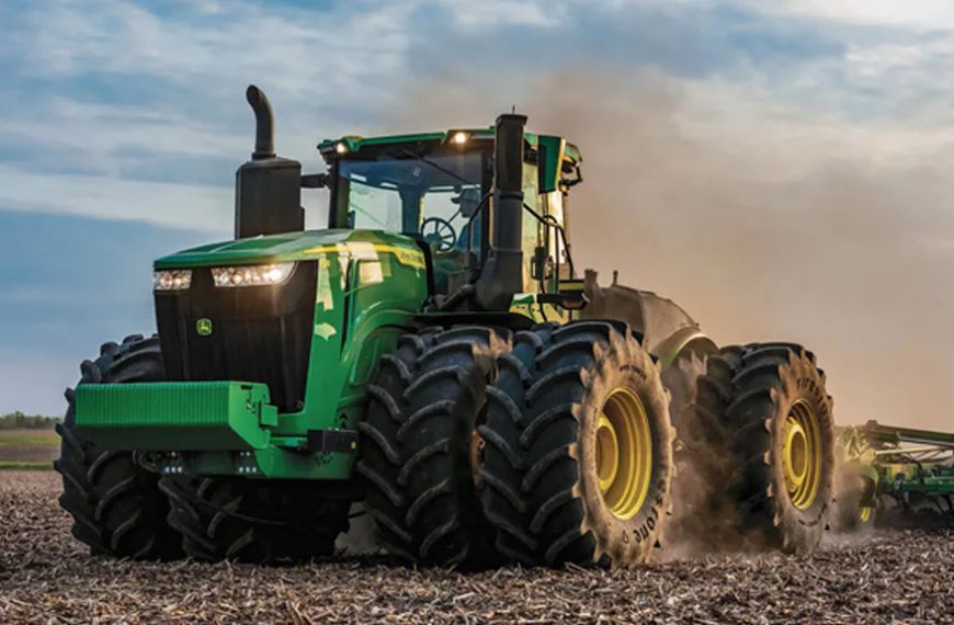 Трактор John Deere - Новости сельского хозяйства Беларуси